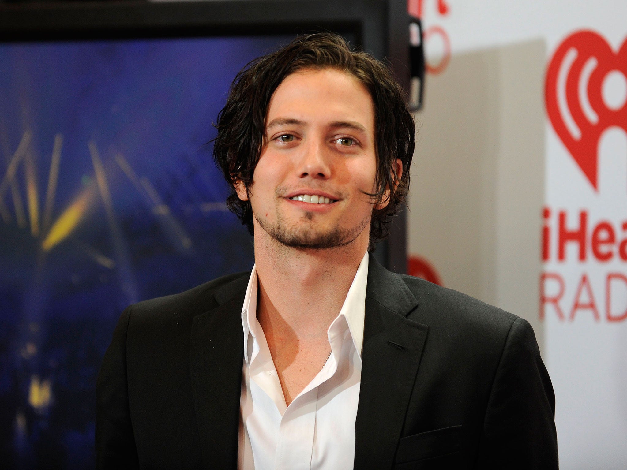 Jackson Rathbone Twilight actor live tweets JetBlue plane's emergency